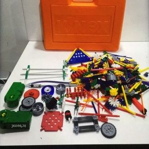 Knex building set